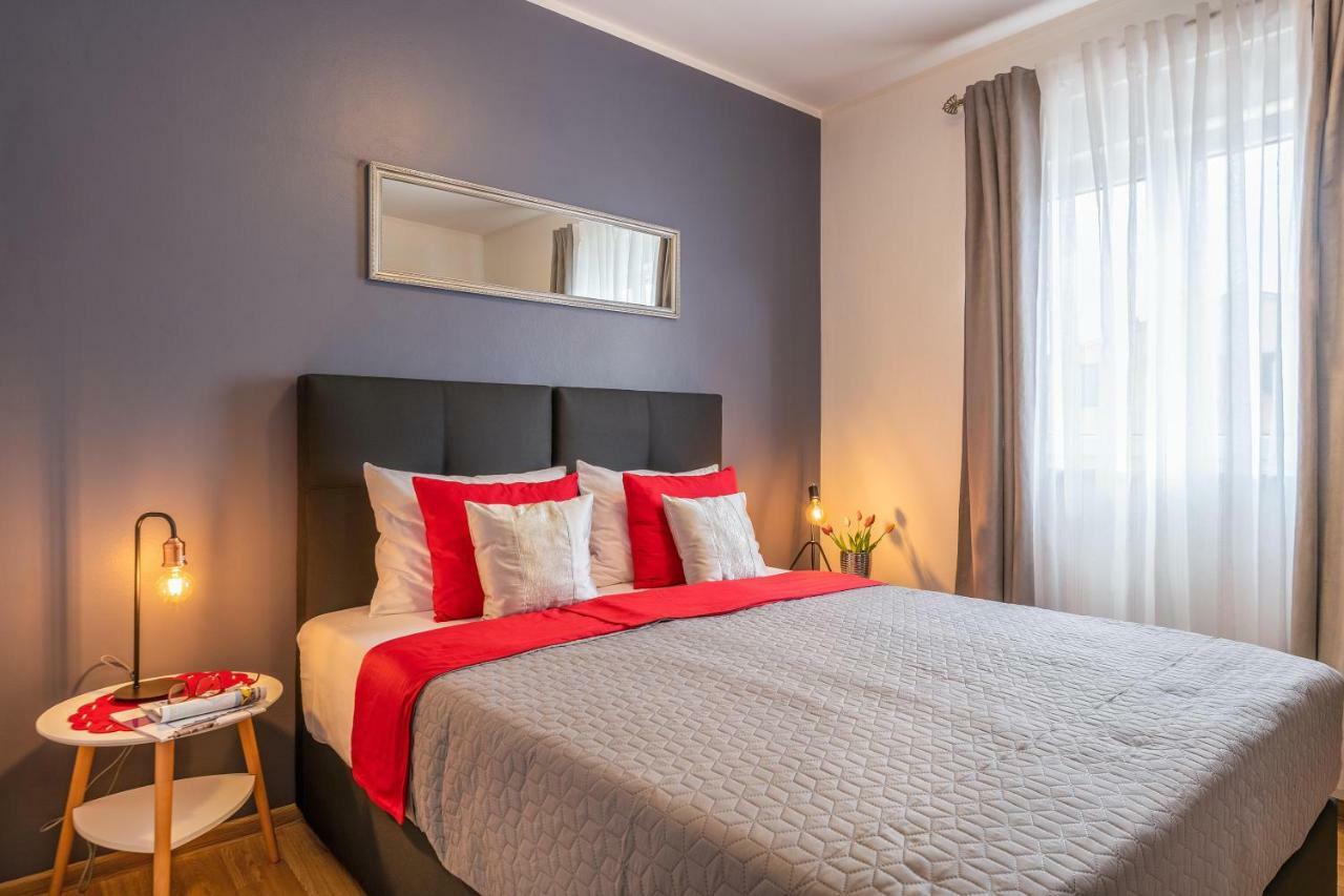 Apartment Bordeaux 29 Ровінь Екстер'єр фото