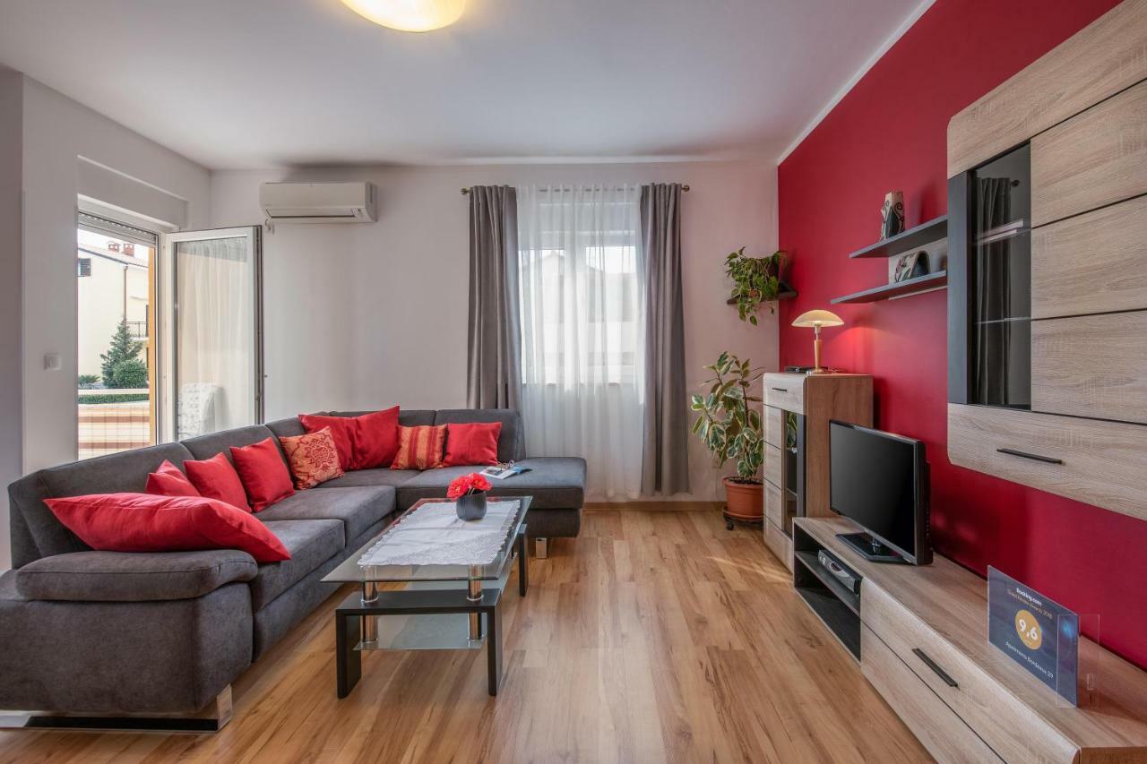 Apartment Bordeaux 29 Ровінь Екстер'єр фото