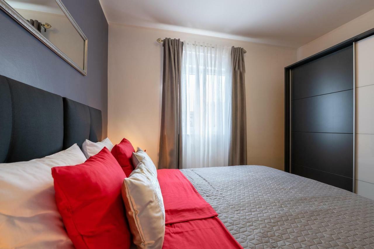 Apartment Bordeaux 29 Ровінь Екстер'єр фото