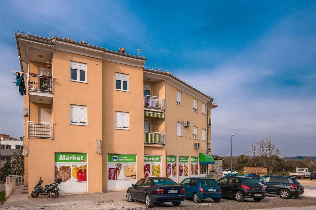 Apartment Bordeaux 29 Ровінь Екстер'єр фото